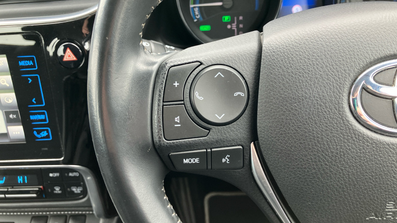 Toyota Auris 1.8 Hybrid Icon Tech TSS 5dr CVT Hybrid Estate